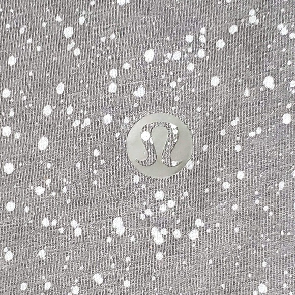 Lululemon Womens 4-6 Medium Love Crewneck Black Splatter Short Sleeve T-Shirt - Picture 8 of 8